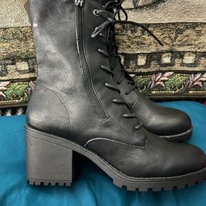 Black Lug Sole Lace-Up Boots With Heel